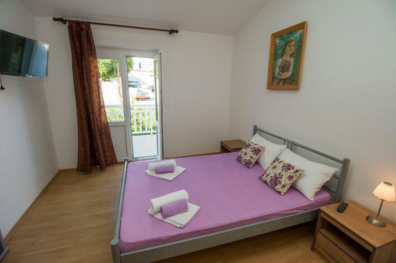 Mrkonjic Branko & Marija Apartmani Omiš Exterior foto