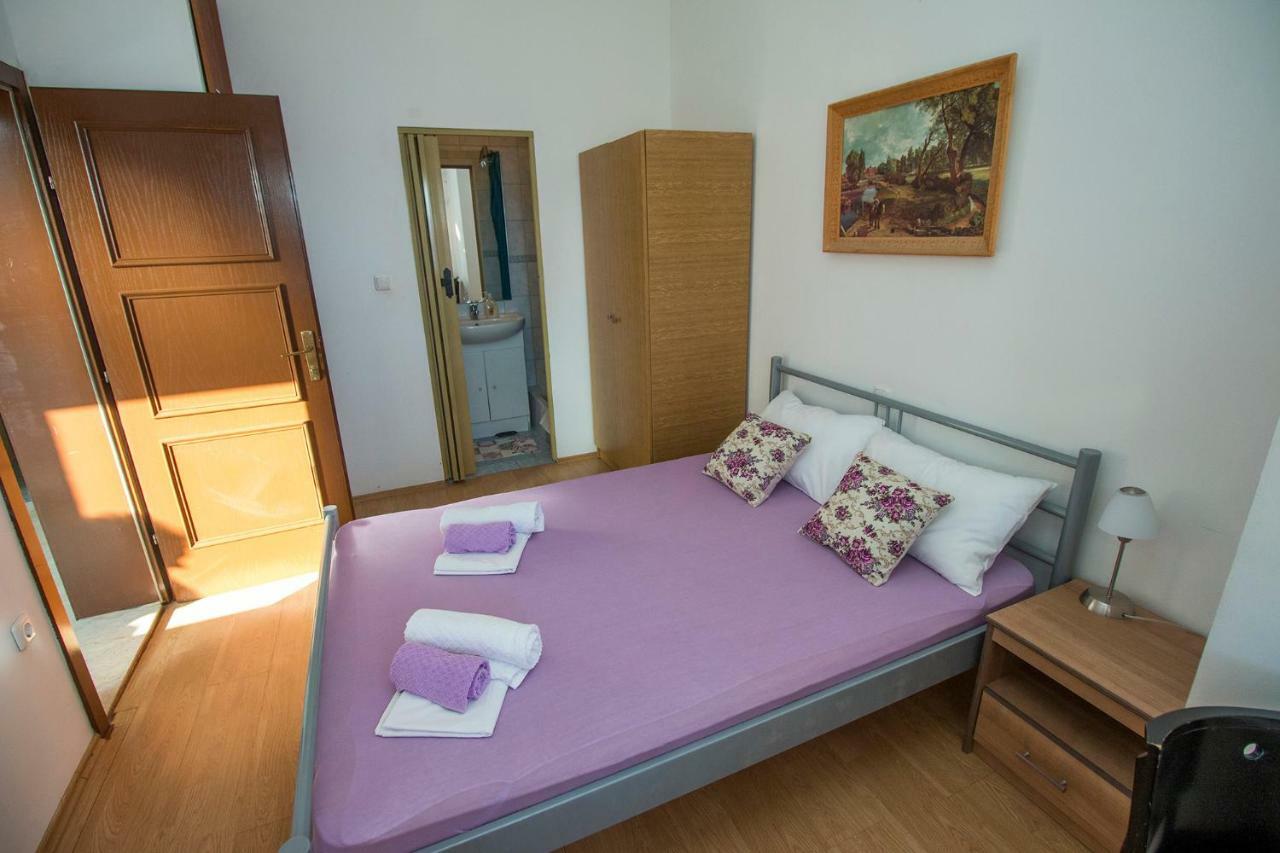 Mrkonjic Branko & Marija Apartmani Omiš Exterior foto